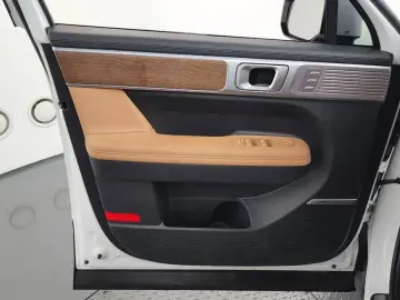 2024 Hyundai Santa Fe с пробегом 10 753 км