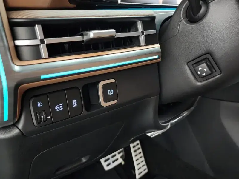 2024 Hyundai Santa Fe с пробегом 10 753 км