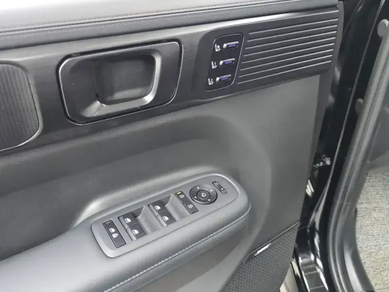2024 Hyundai Santa Fe с пробегом 50 829 км