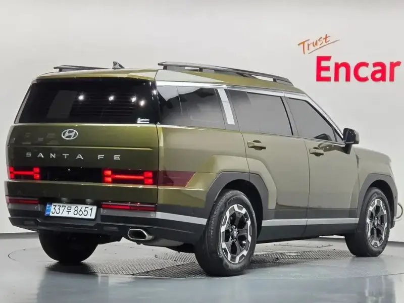 2024 Hyundai Santa Fe с пробегом 5 016 км