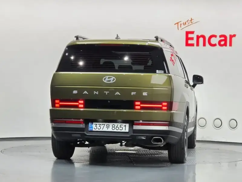 2024 Hyundai Santa Fe с пробегом 5 016 км