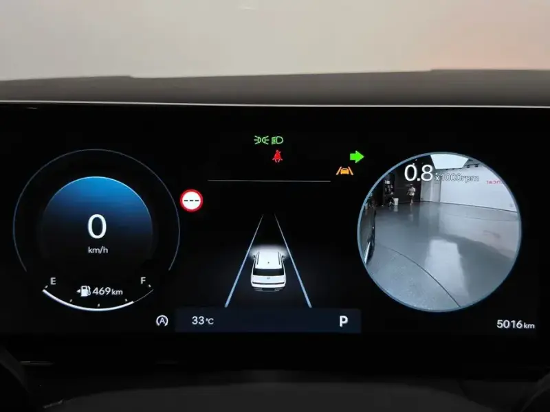 2024 Hyundai Santa Fe с пробегом 5 016 км