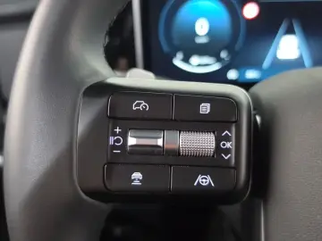 2024 Hyundai Santa Fe с пробегом 5 016 км