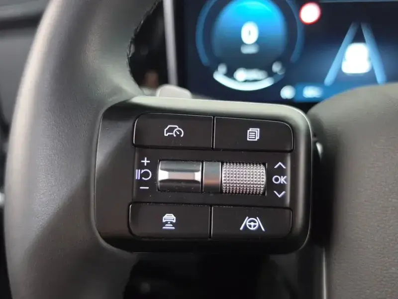 2024 Hyundai Santa Fe с пробегом 5 016 км