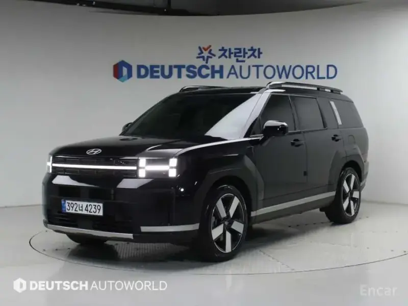 2025 Hyundai Santa Fe с пробегом 9 588 км
