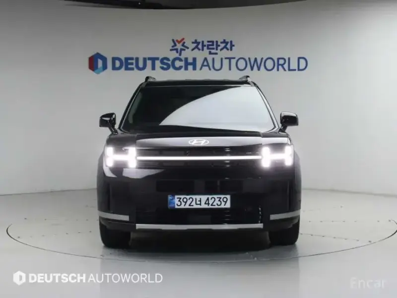 2025 Hyundai Santa Fe с пробегом 9 588 км