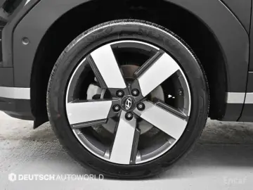 2025 Hyundai Santa Fe с пробегом 9 588 км