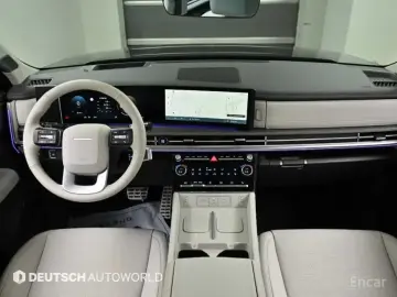 2025 Hyundai Santa Fe с пробегом 9 588 км