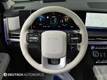 2025 Hyundai Santa Fe с пробегом 9 588 км