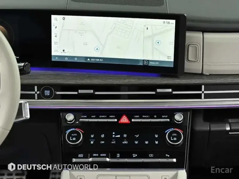 2025 Hyundai Santa Fe с пробегом 9 588 км