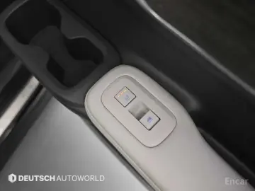 2025 Hyundai Santa Fe с пробегом 9 588 км