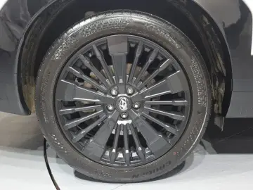 2024 Hyundai Santa Fe с пробегом 18 855 км