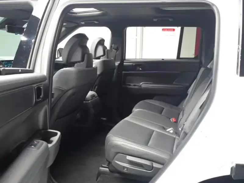 2024 Hyundai Santa Fe с пробегом 18 855 км