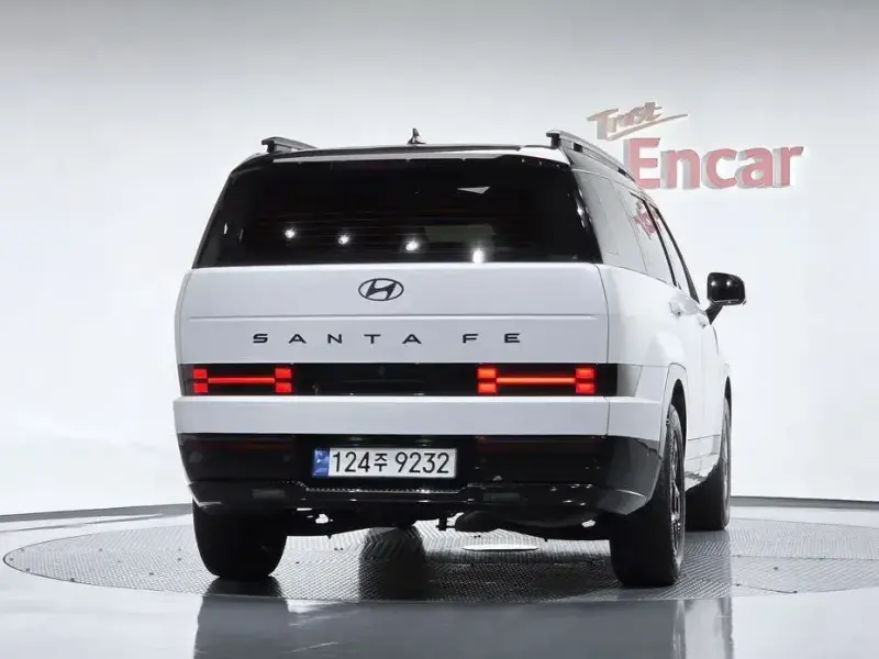 2023 Hyundai Santa Fe с пробегом 57 397 км
