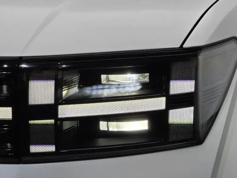2023 Hyundai Santa Fe с пробегом 57 397 км