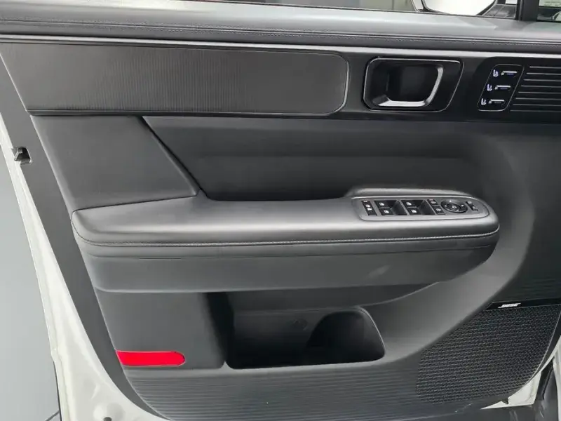 2023 Hyundai Santa Fe с пробегом 57 397 км