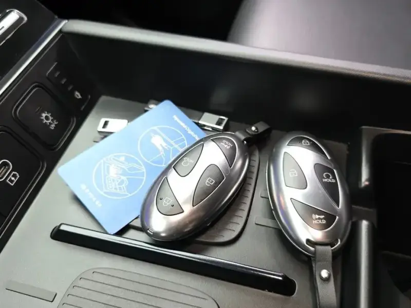 2023 Hyundai Santa Fe с пробегом 57 397 км