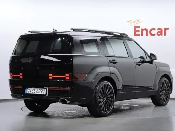2025 Hyundai Santa Fe с пробегом 7 376 км