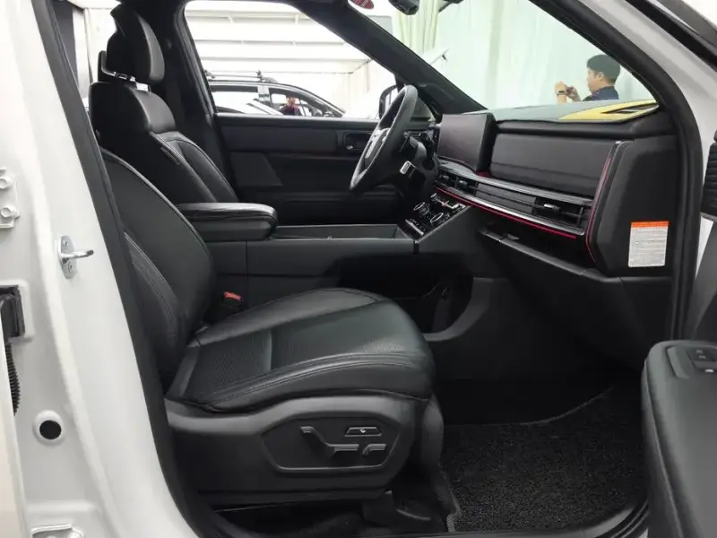 2023 Hyundai Santa Fe с пробегом 34 801 км