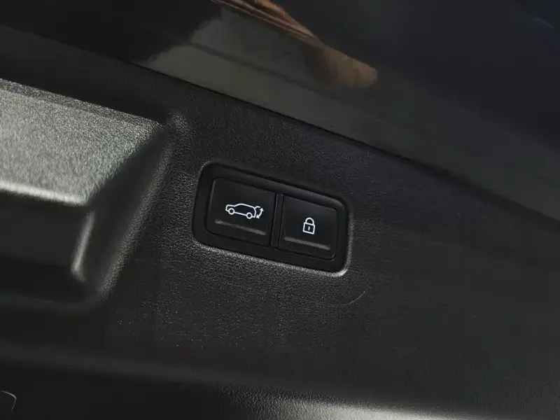 2025 Hyundai Santa Fe с пробегом 7 376 км