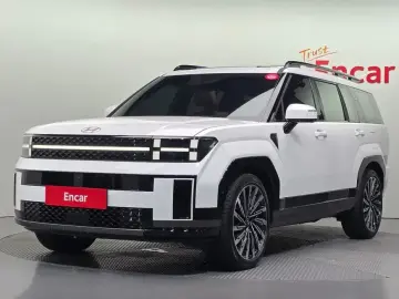 2025 Hyundai Santa Fe с пробегом 7 082 км