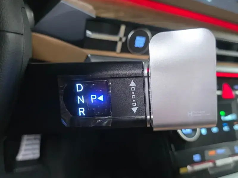 2025 Hyundai Santa Fe с пробегом 7 082 км