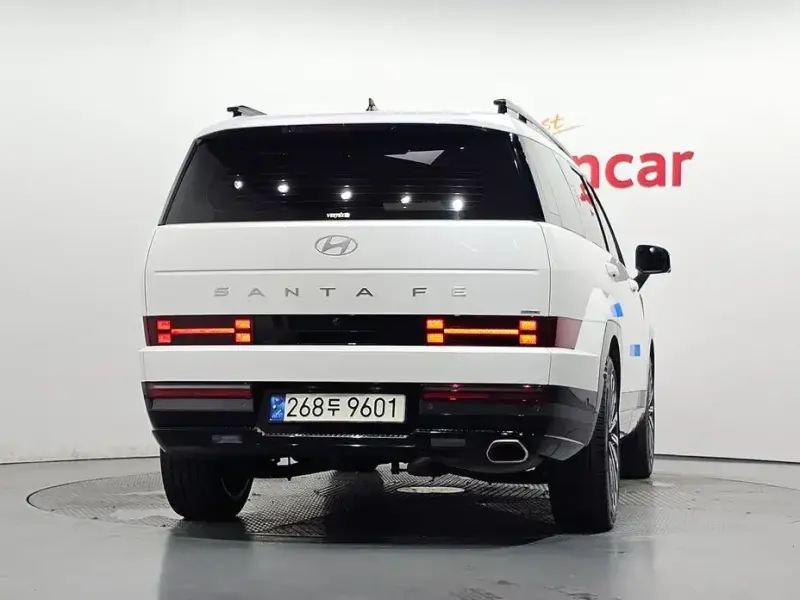 2024 Hyundai Santa Fe с пробегом 13 959 км