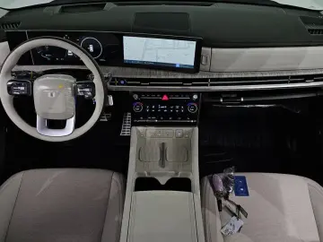 2024 Hyundai Santa Fe с пробегом 13 959 км