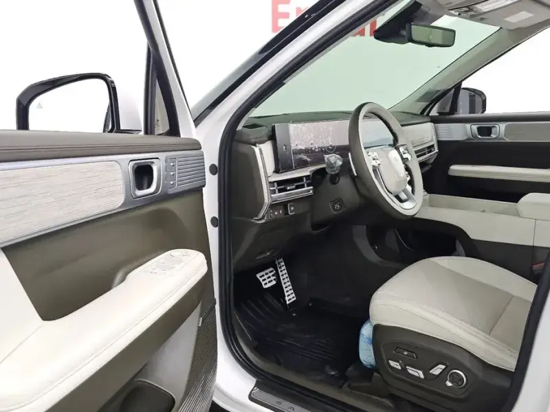 2024 Hyundai Santa Fe с пробегом 13 959 км