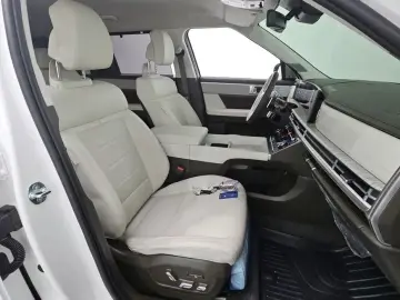 2024 Hyundai Santa Fe с пробегом 13 959 км