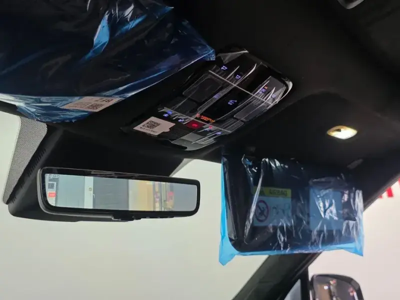 2025 Hyundai Santa Fe с пробегом 7 082 км