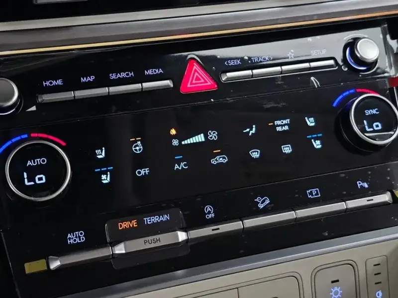 2024 Hyundai Santa Fe с пробегом 13 959 км