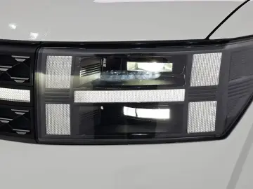 2024 Hyundai Santa Fe с пробегом 13 959 км