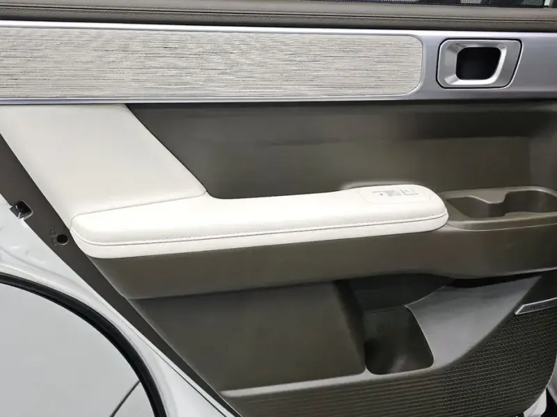 2024 Hyundai Santa Fe с пробегом 13 959 км