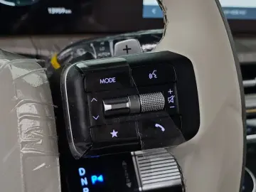 2024 Hyundai Santa Fe с пробегом 13 959 км