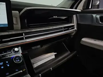 2024 Hyundai Santa Fe с пробегом 13 959 км