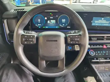 2025 Hyundai Santa Fe с пробегом 13 776 км