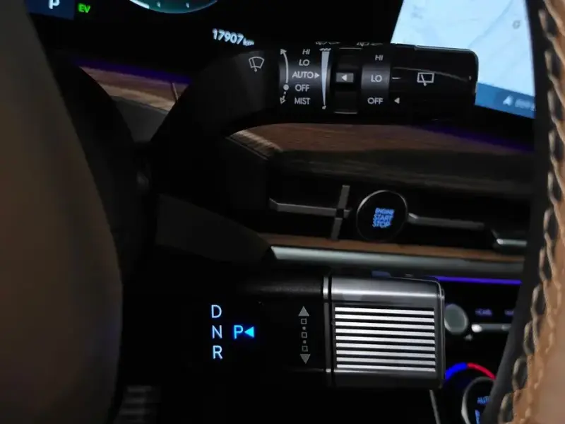 2024 Hyundai Santa Fe с пробегом 17 907 км