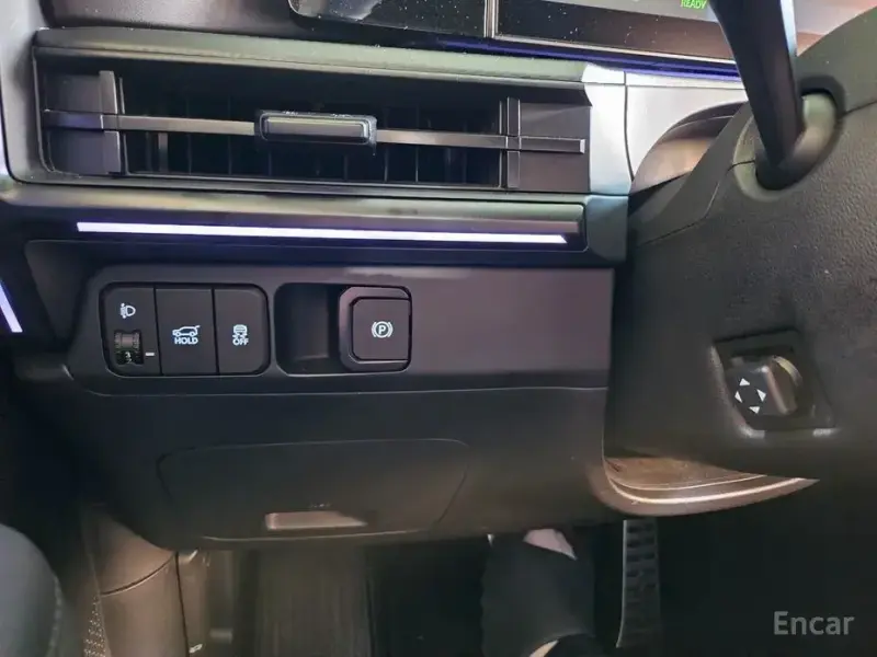 2025 Hyundai Santa Fe с пробегом 13 776 км