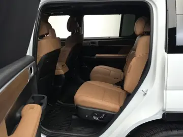 2024 Hyundai Santa Fe с пробегом 17 907 км