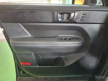 2025 Hyundai Santa Fe с пробегом 13 776 км