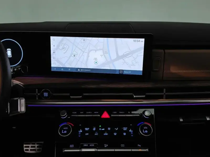 2024 Hyundai Santa Fe с пробегом 17 907 км