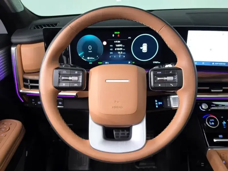 2024 Hyundai Santa Fe с пробегом 17 907 км