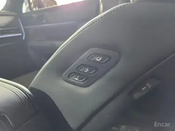 2025 Hyundai Santa Fe с пробегом 13 776 км