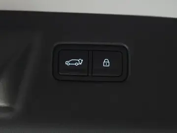 2024 Hyundai Santa Fe с пробегом 17 907 км