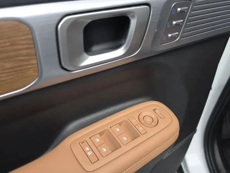 2024 Hyundai Santa Fe с пробегом 17 907 км
