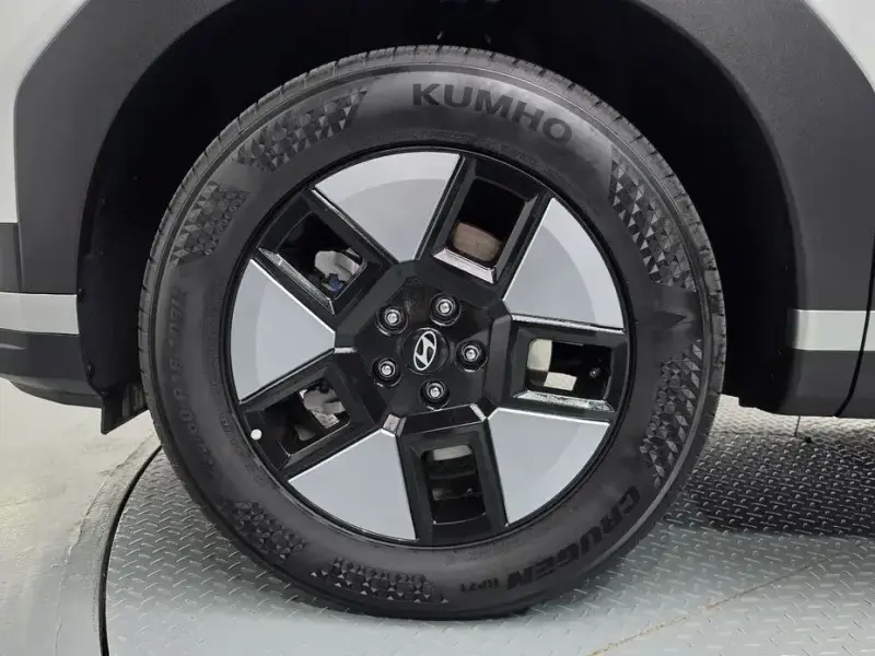 2024 Hyundai Santa Fe с пробегом 32 350 км