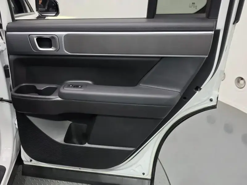 2024 Hyundai Santa Fe с пробегом 32 350 км