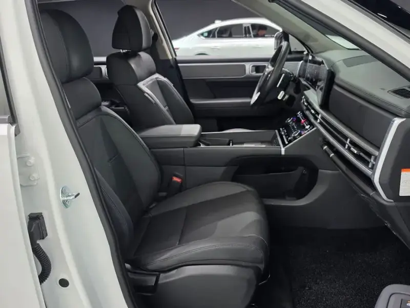 2024 Hyundai Santa Fe с пробегом 32 350 км