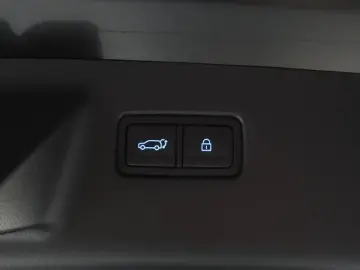 2024 Hyundai Santa Fe с пробегом 33 007 км